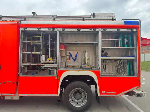 MERCEDES ATEGO 1529 4X4