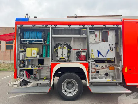 MERCEDES ATEGO 1529 4X4